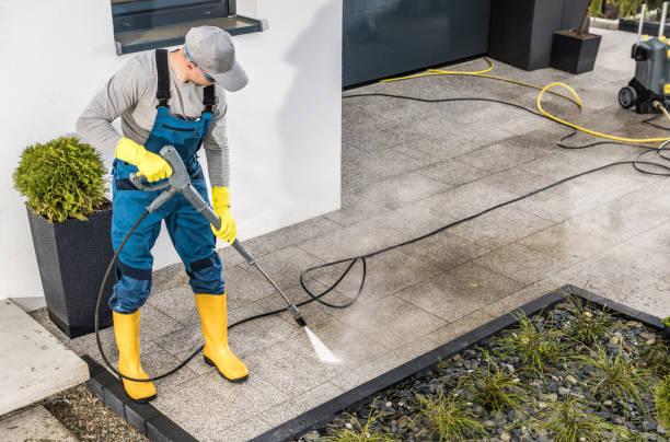 Best Commercial Pressure Washing  in Ravenel, SC